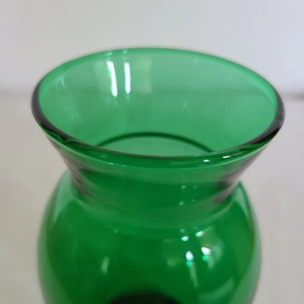 Vintage Anchor Hocking MCM Emerald Forest Green Coolidge Glass Anchor Glass Vase